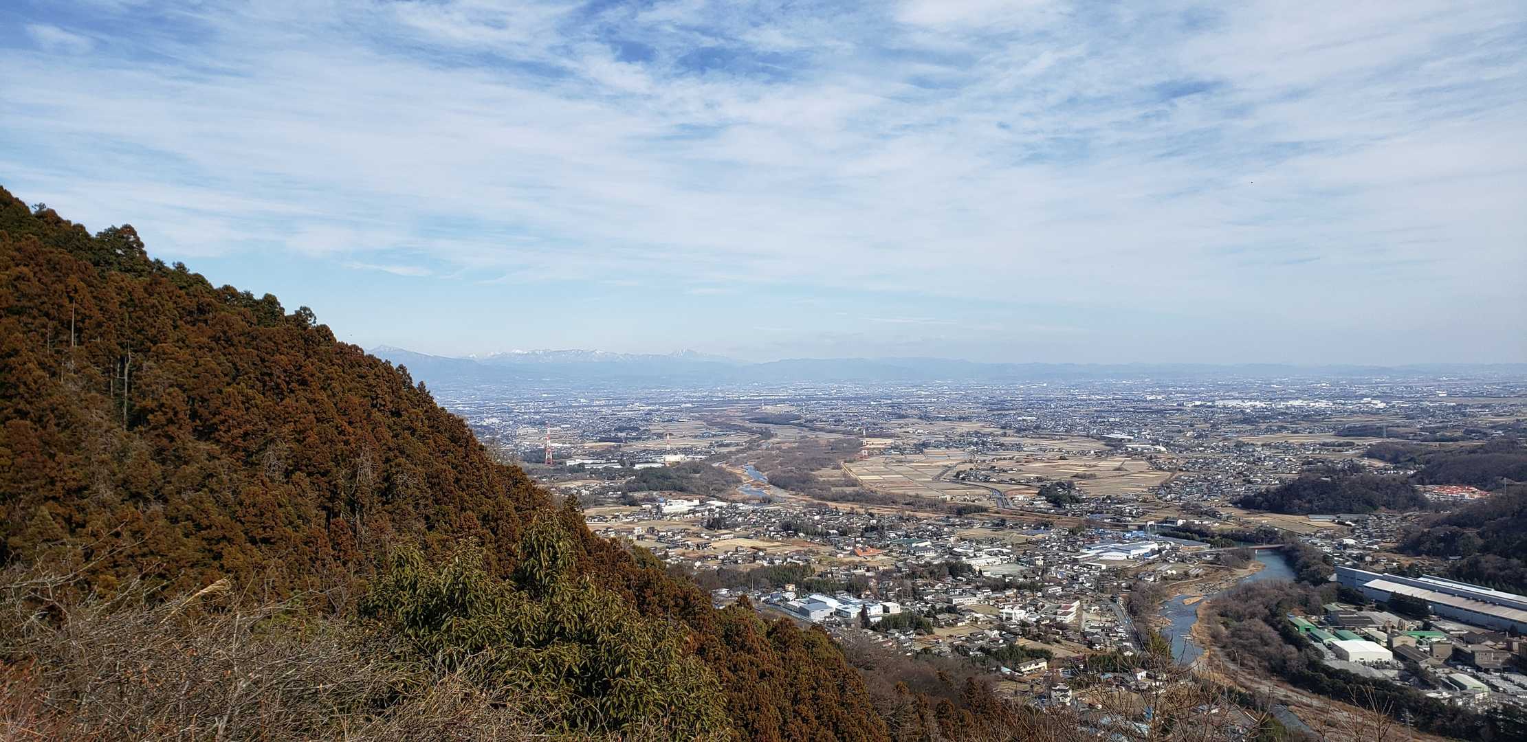 弁天山　山頂から。男体山がうっすら　