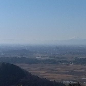 今日もうっすら富士山