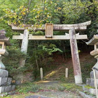 竜王宮参道
