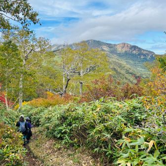 めっちゃいい天気☀️
紅葉と火打山のコラボもいい感じ！