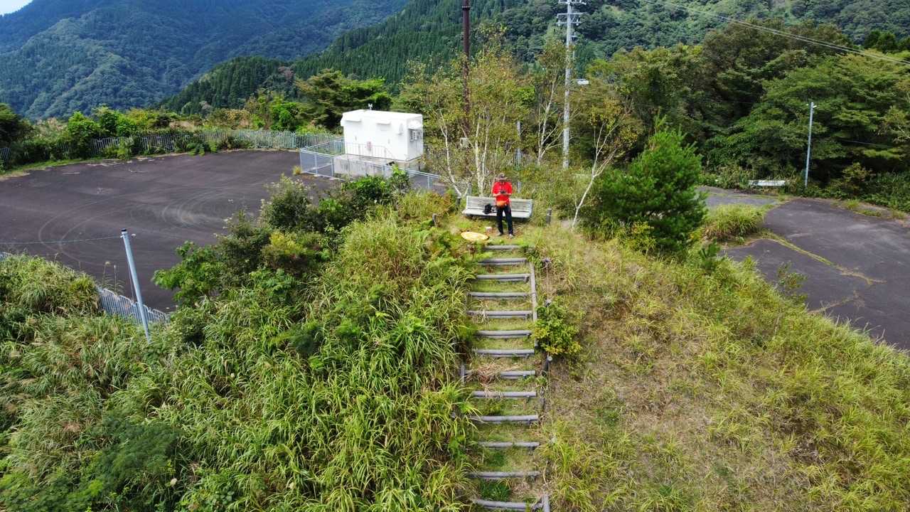 ドローンからエボシ山頂上