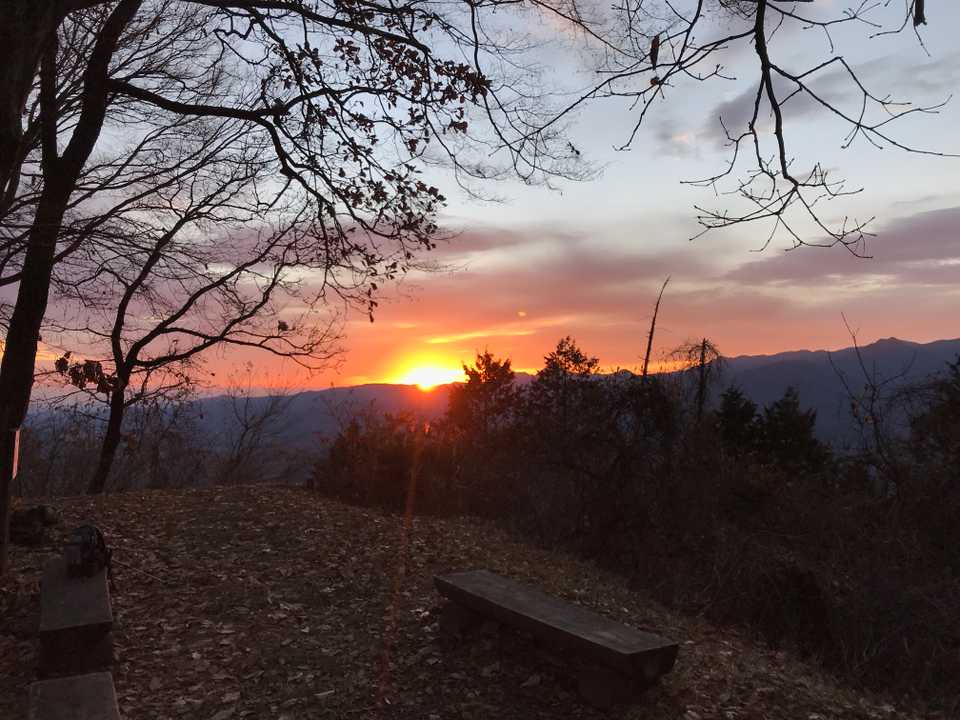 大桁山より日の出