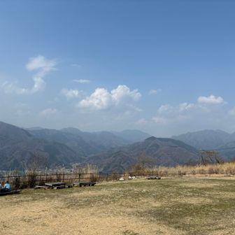 山頂広々としてて気持ちよすぎる◎