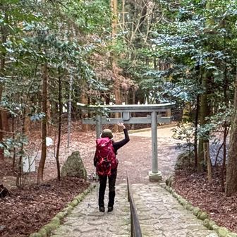 駐車場で山靴やアイゼンを洗えスッキリ✨

ステキな眺めや出会いあり 山はいいなぁ
楽しい一日をありがとうございました😌
また来たいと思わせてくれる藤原岳でした💕
