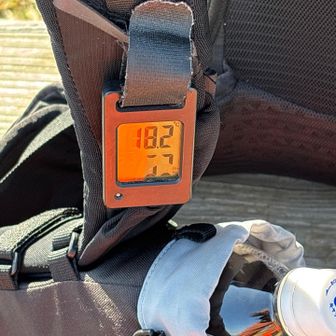 気温18.2度、湿度計は故障