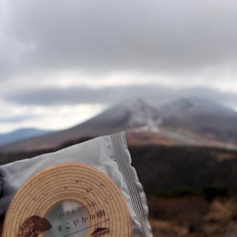 おやつはシャトレーゼのバームクーヘン