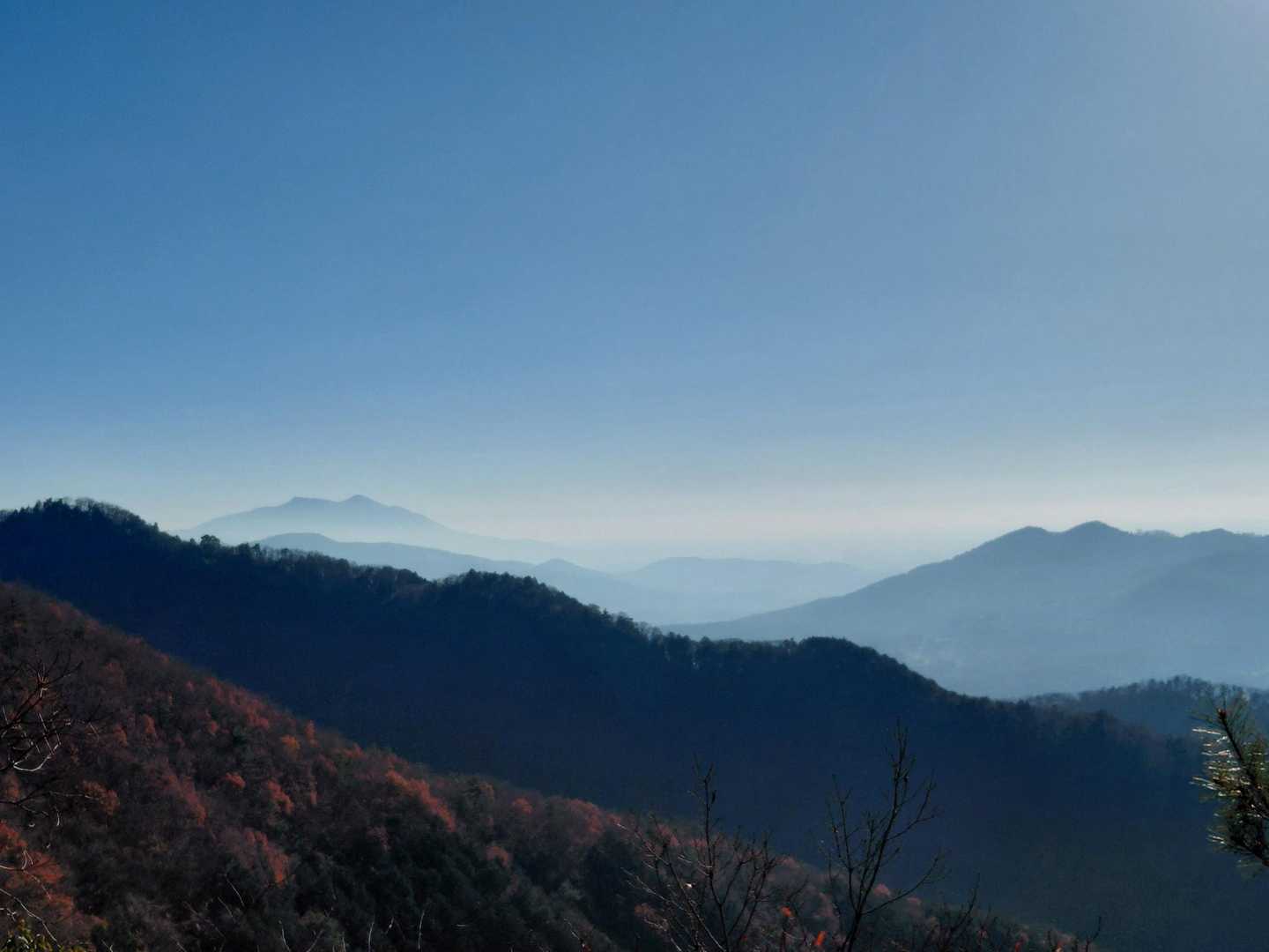 大川戸登山口-三登谷山-雨巻山 周回コースの写真
