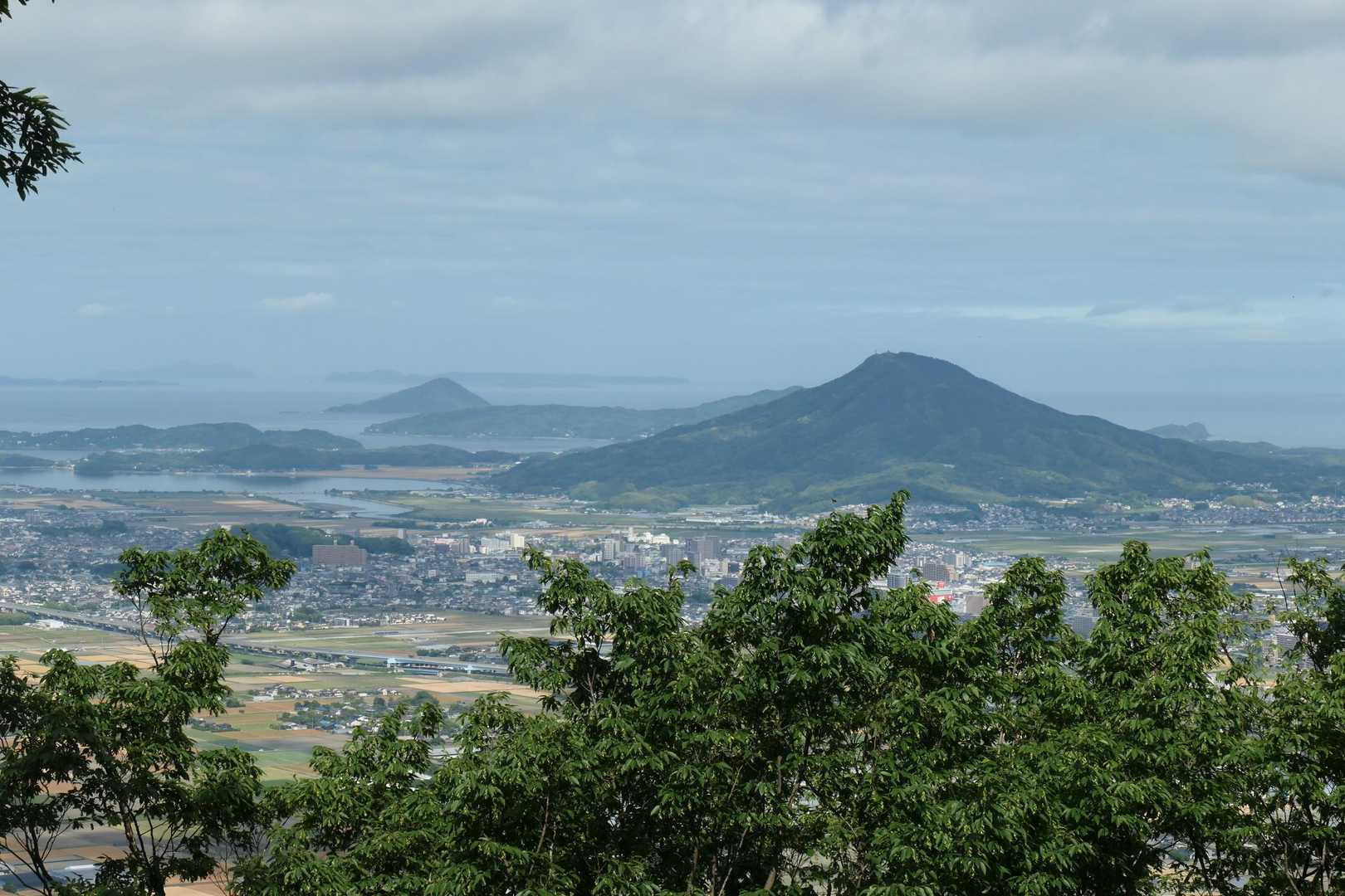 高祖山山頂から可也山立石山