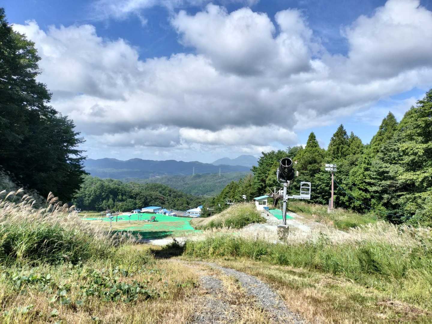 ゲレンデ上まで戻ってきた