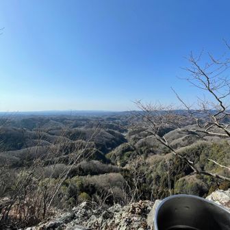 おかめ岩の上で
コーヒー☕︎タイム　

少し離れたところから見ると
おかめの横顔？に見えるらしいよ