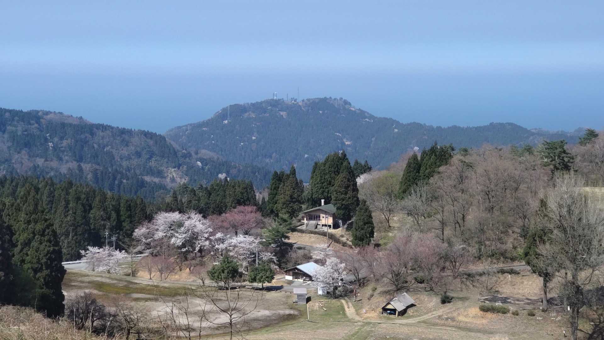 三峰グリーンランドをのぞむ👀