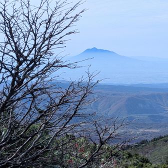 昼近くから太陽光が強まって景色がより鮮明になりました🏔️✨