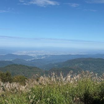あれ？よく見たら佐渡島見えますねー😳