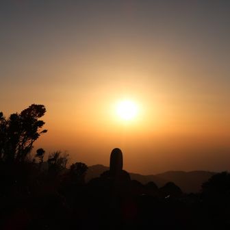 西側はこんな色合い