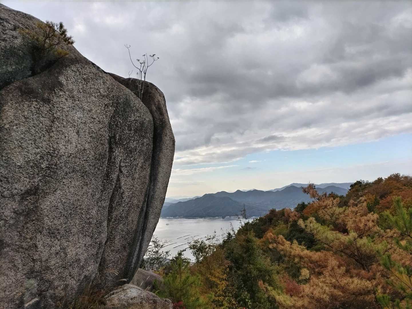 坂駅-せんこう頭部-天狗岩 往復コースの写真