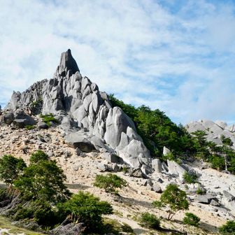 地蔵ヶ岳よりオベリスク