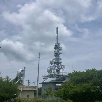 いつものテレビ塔→曇ってます