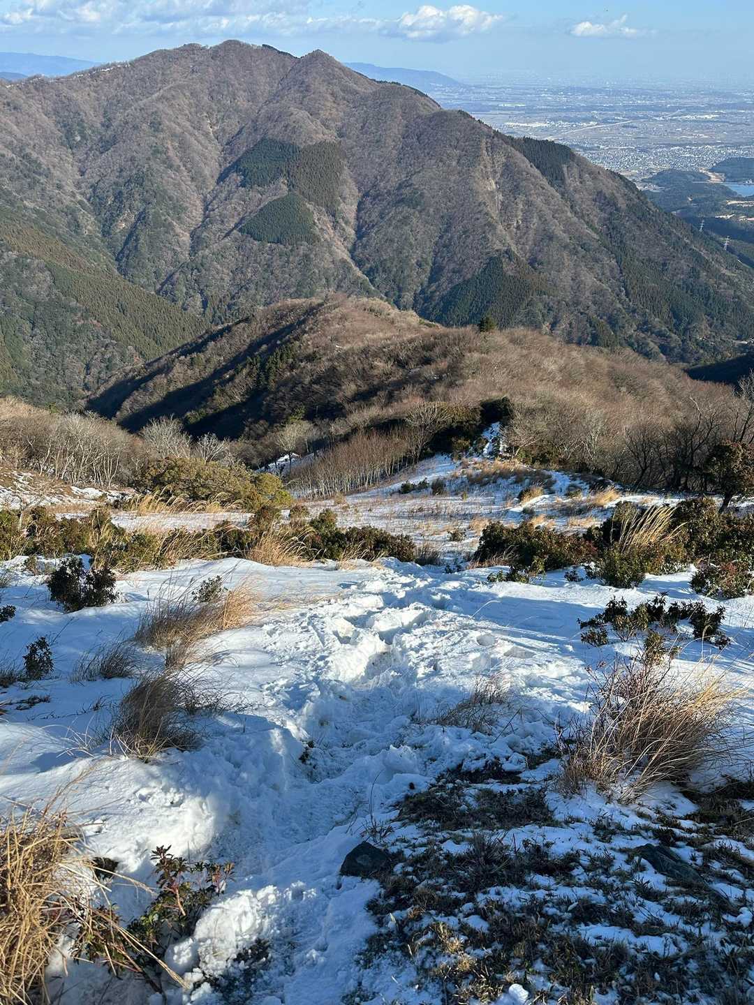 この50mほどの区間だけ、
チェンスパ履きました。