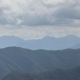 三ツ峠山　清八山