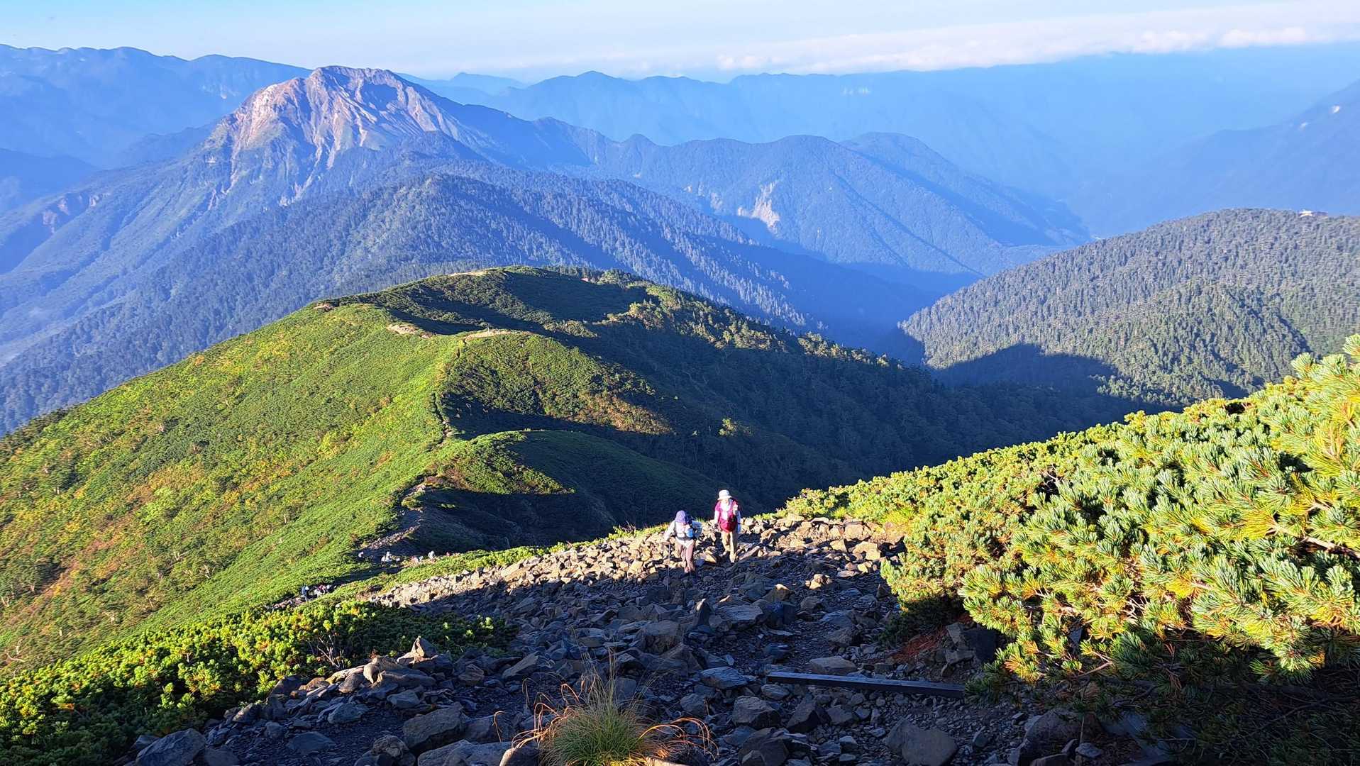 西穂丸山から独標迄は 
景色を 楽しみながら頑張ります💪