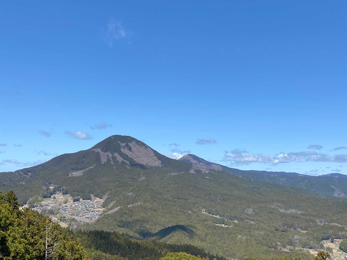 大洞山・尼ヶ岳