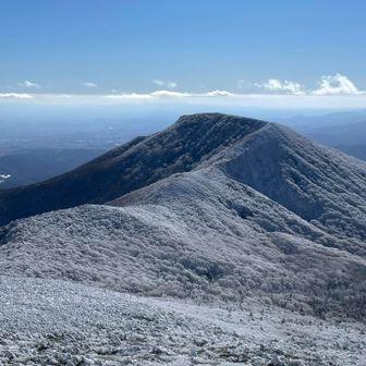和尚山
白くなった和尚山が好きです