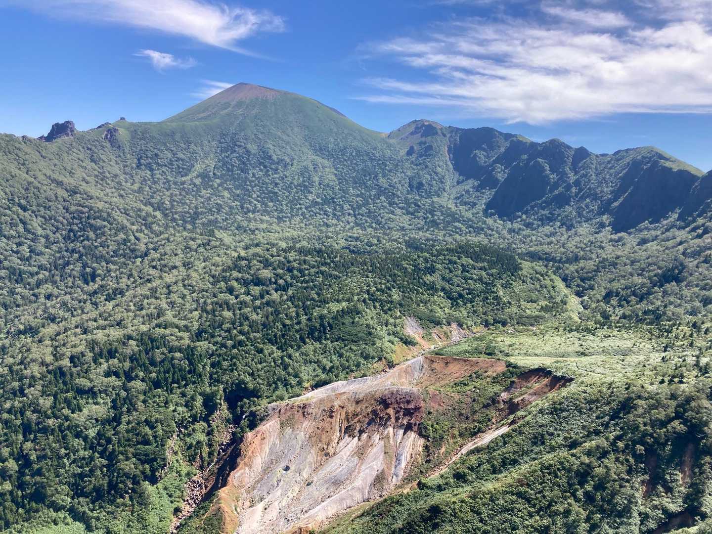 鬼ケ城、岩手山、平笠不動避難小屋と登山道はどこまでも繋がっています🥰❤️
あちらの滝があるコースも気になりますね☺️