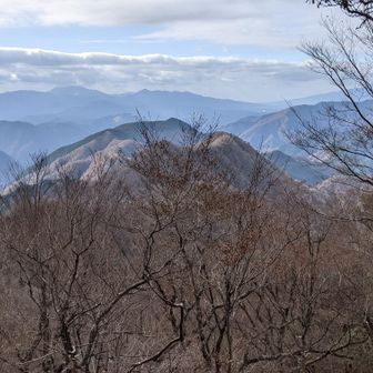 これから歩く橅ノ平方面