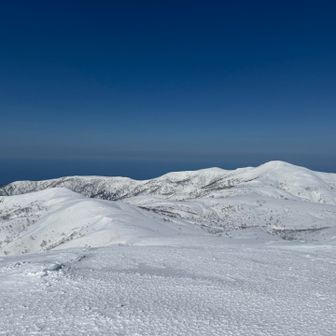 あっちは雄冬岳