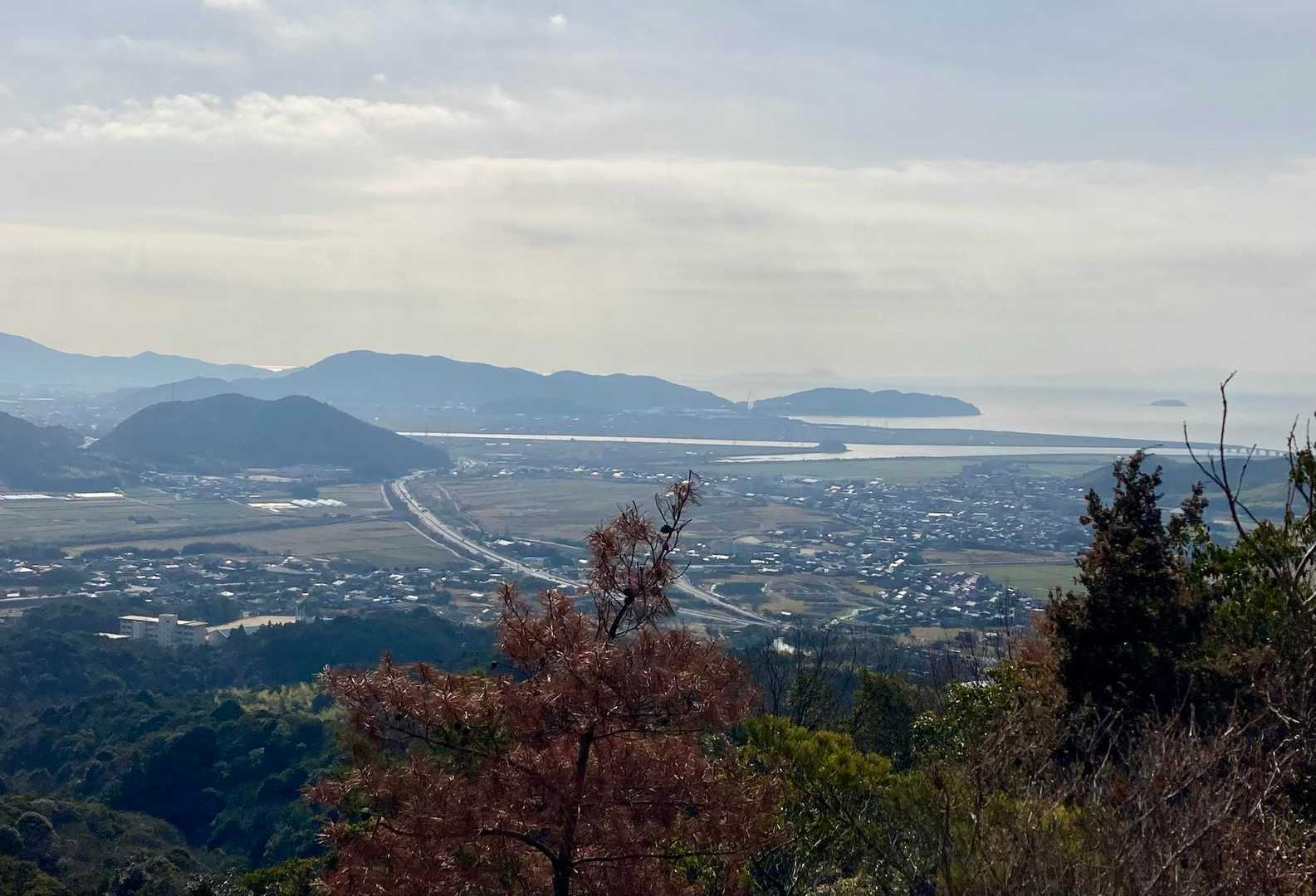 海が見えた…✨🌊

風が暖かい…🎐
花粉症のシーズン到来…🤧