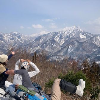 美女は、思い思いのポーズ^_^
コケてる人は見ないで下さい^_^^_^