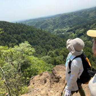 高いところに来た我らを撮るセルフィ