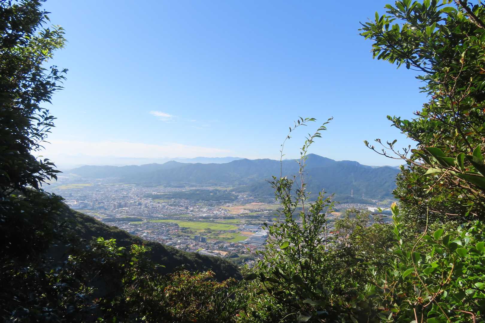 貫山展望所から九重連山～由布、鶴見が見えた。