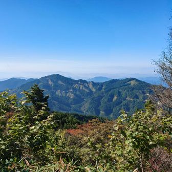 隣の今瓢ヶ岳もいい形