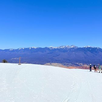 青空が良く似合う八ヶ岳連峰🩵
