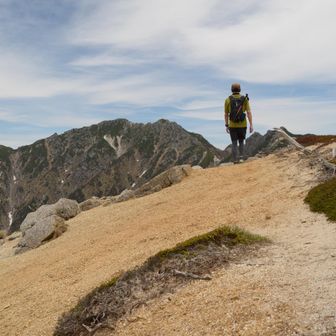 2009年のヤマケイの写真と文章に憧れてきた越百山。それと同じショットを毎回狙ってしまう