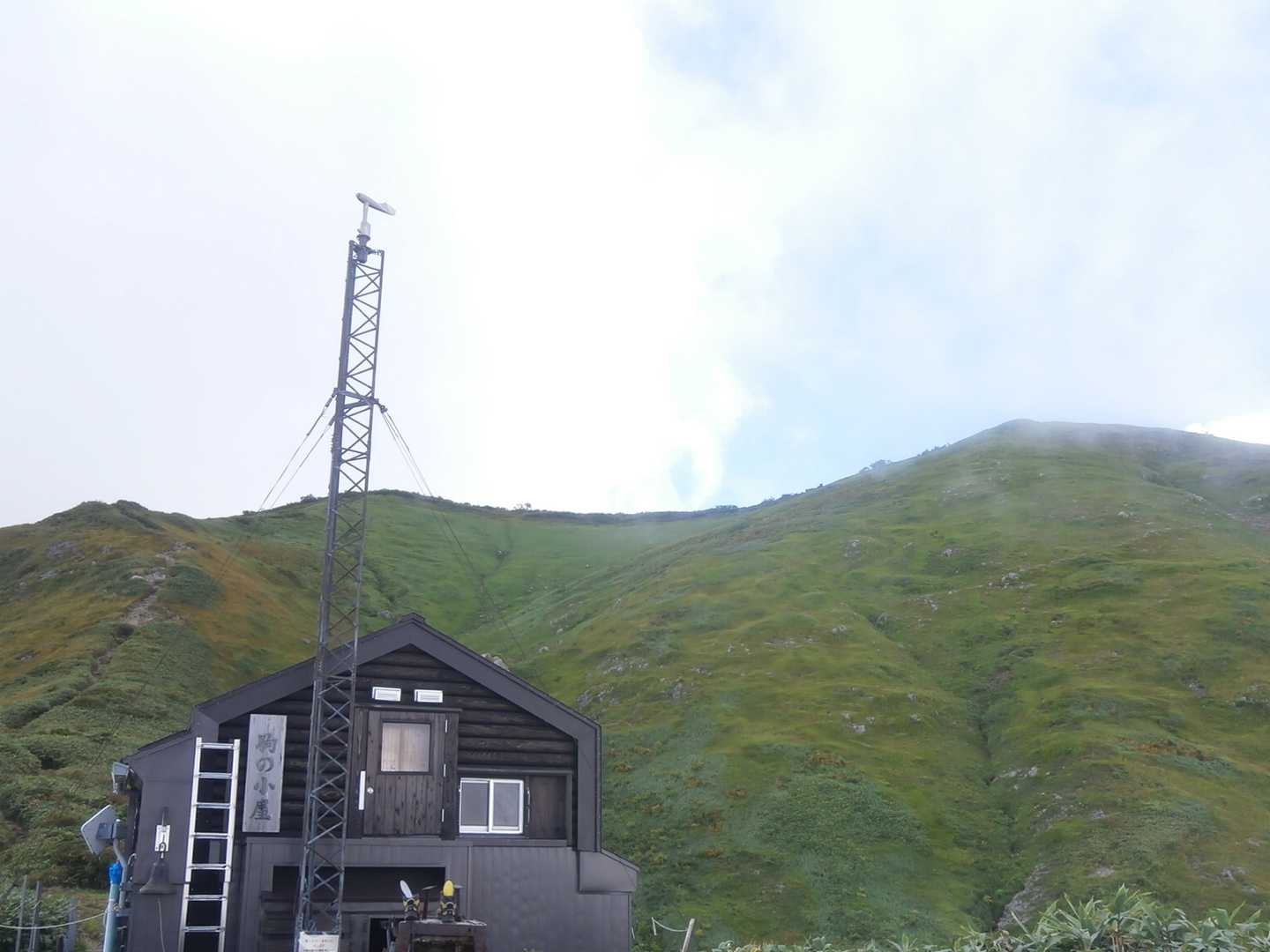 裏越後三山（荒沢岳-中ノ岳-越後駒ヶ岳）周回コースの写真