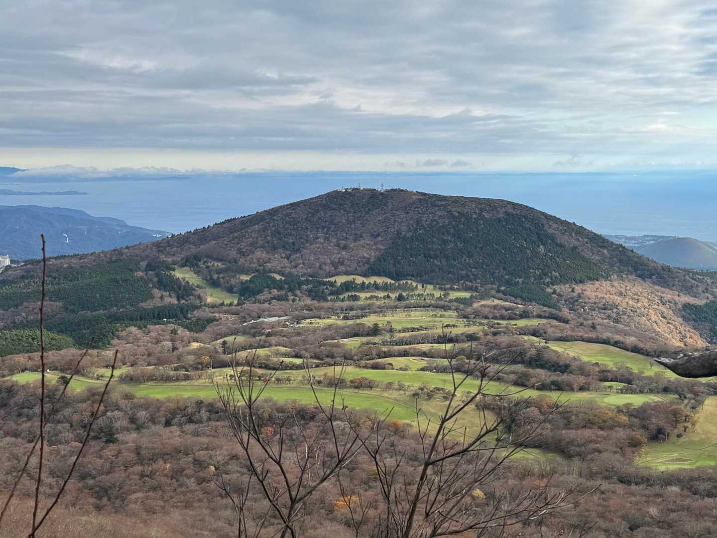 天城縦走登山口-万二郎岳-馬の背-石楠立-万三郎岳-片瀬峠 周回コースの写真