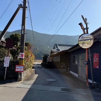 明日の駅伝は左へ⬅️
渡し船は直進です