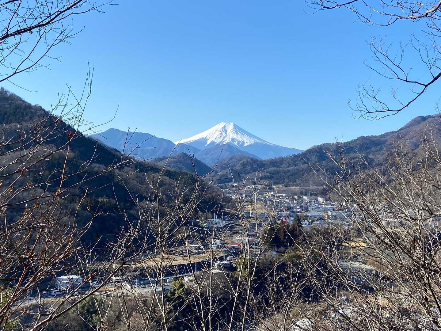 大月駅-菊花山登山口-菊花山-厄王山 縦走コースの写真