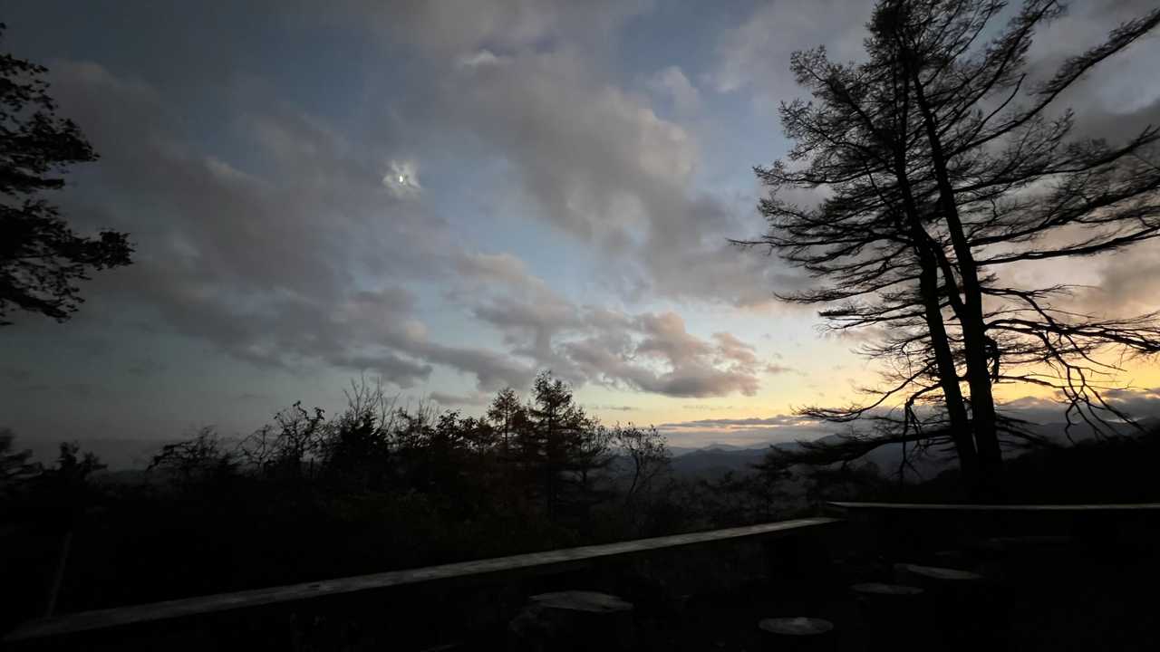 奥多摩テント泊縦走（鴨沢〜七ッ石小屋〜雲取山〜三峯神社） の写真 18