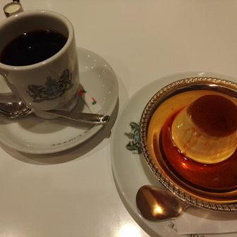 東福寺駅から京都駅に。イノダコーヒーでご褒美。