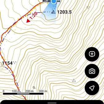 あっちに山頂標識立てられない理由が地図からは見えない中にあるのだろうけど…
まぁ、ずっと素敵な景色を見ながら歩けたのだからいいさっ😁