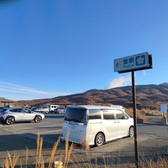 警察署前の駐車場　無料です😊