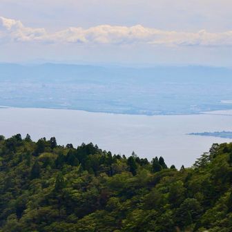 琵琶湖大橋が見えます