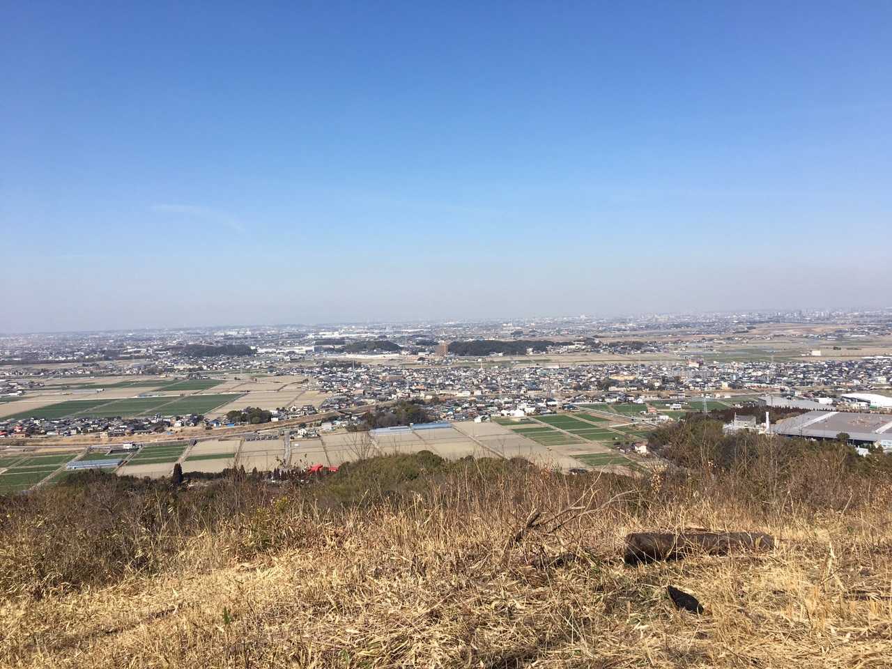 視界が広がりました
春霞で遠くは良く見られないけどこれも春を感じます
