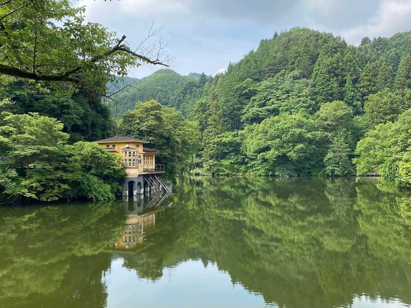 埼玉の金閣寺(？)らしい
管理棟