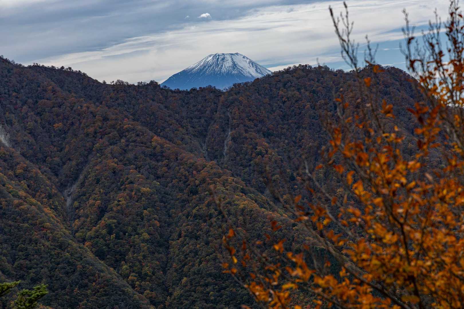🗻