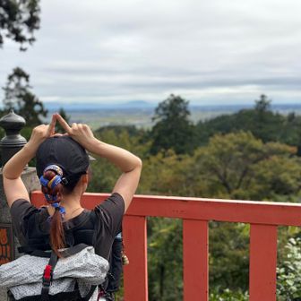 877山は☁️かかってたなぁ⛰️

そうそう、今日は髪の毛に877スタンドのバンダナ巻きました🍌