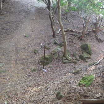 狸峠を越えると・・・